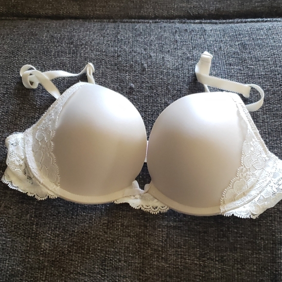 Nwot Victoria's secret Bra sz 34B